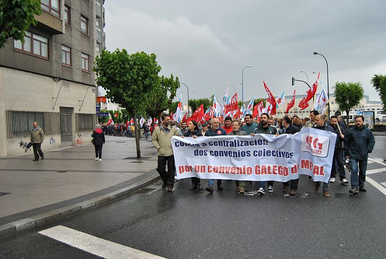 16-06-15 Manifestacion convenio metal08.JPG